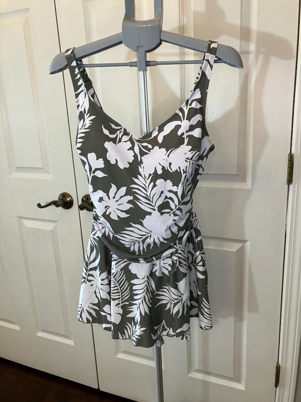Large Olive green & white tropical floral swimsuit dress w/built in bottoms!